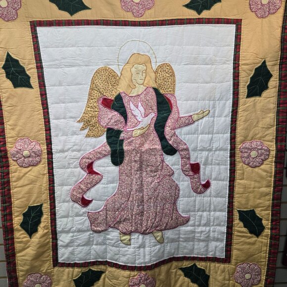 Angel lap couch quilt quilted throw Christmas holidays - Picture 1 of 1